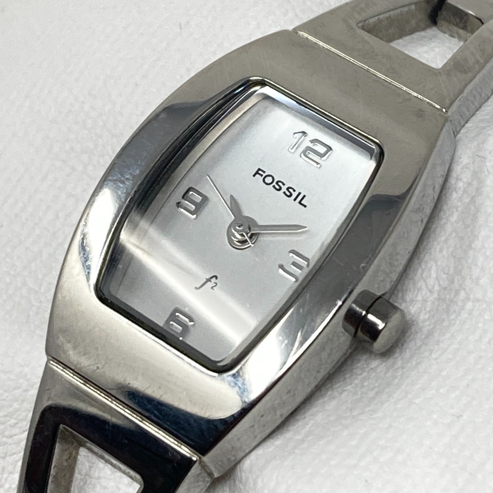 Fossil F2 Watch Women 18mm Silver Tone ES-9381 WR 30M New Battery SMALL 5.75"